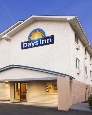 Days Inn by Wyndham Greenwood SC
