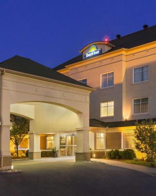 Days Inn by Wyndham Ottawa Airport