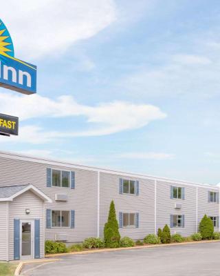 Days Inn by Wyndham Cedar Falls- University Plaza