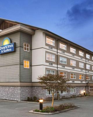 Days Inn & Suites by Wyndham Langley