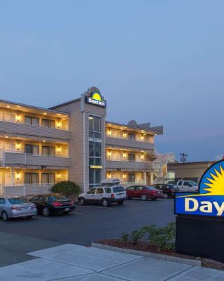Days Inn by Wyndham Seattle North of Downtown