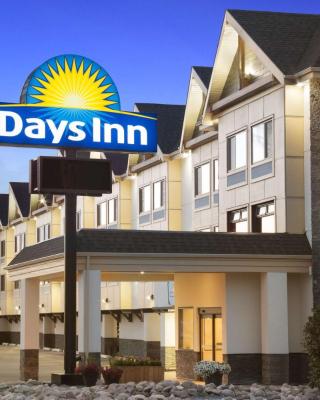 Days Inn by Wyndham Calgary Northwest