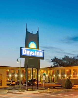 Days Inn by Wyndham Albuquerque Downtown