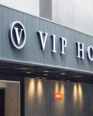 VIP Hotel