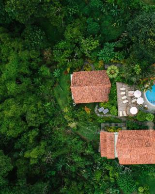 Si Como No Resort & Wildlife Refuge
