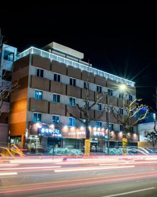 Gangneung Donga Hotel