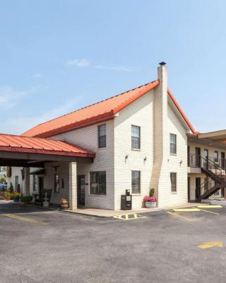 Super 8 by Wyndham Fredericksburg