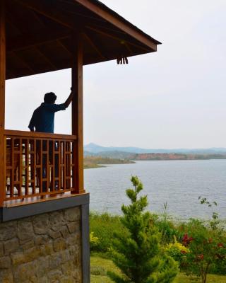 LakeRose Wayanad Resort