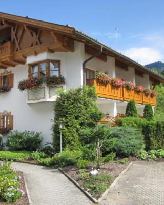 Hotel Alpspitz B&B