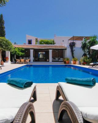 Bab el Oued Villa Ibiza