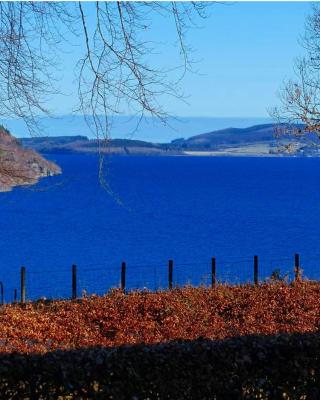 Urquhart Bay B&B