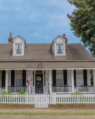 Riverboat Bed & Breakfast