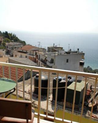 Pansion Alexandros