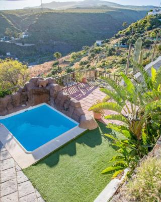 Casa Oronado