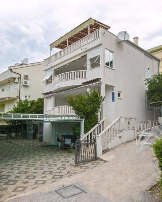 Apartments Sanda