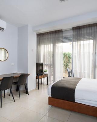 Sea Land Suites