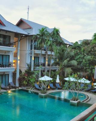 Navatara Phuket Resort