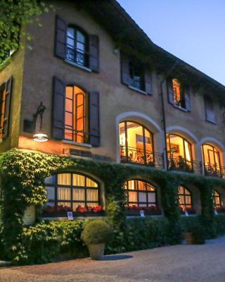 The Golf Club Guest House