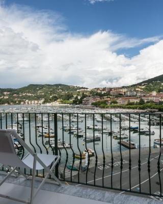 Al Molo Sea View Rooms