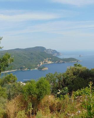 Lakones View House