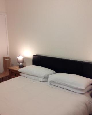 Homestay, Number 29, Dunollie