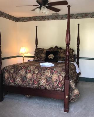 Parsonage Inn Bed and Breakfast