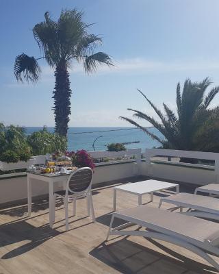 B&B TORRE AZUL FRONTEMARE - Bisceglie