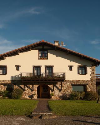 Casa Peluaga
