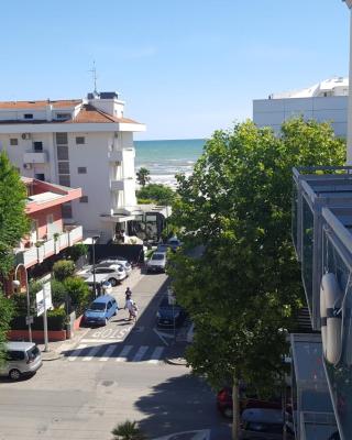 Hotel Le Vele - Fronte spiaggia Playa del Sol 108-109