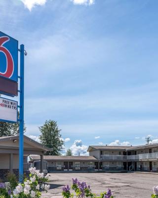 Motel 6-Fort Nelson, BC