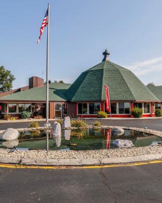 Round Barn Lodge