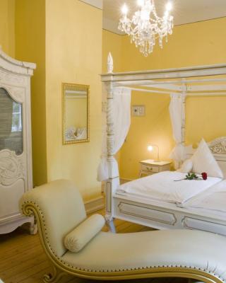 SchlossHOTELGedern