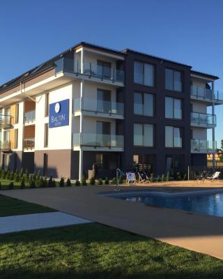 Baltic Apartament z basenem zewnętrznym ul Marynarska 4, Sarbinowo
