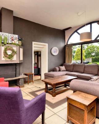 Holiday Home in Ardennes with Garden & BBQ