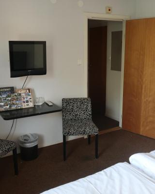 Hotel Aveny Bed & Breakfast