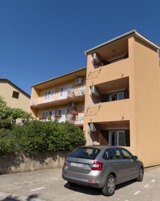 Apartment Anton