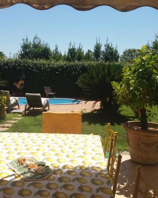 L'affittacamere nel parco "Appia antica" - Piscina a uso ospiti