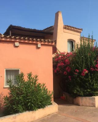 Appartamenti Costa Rossa Cala Rossa