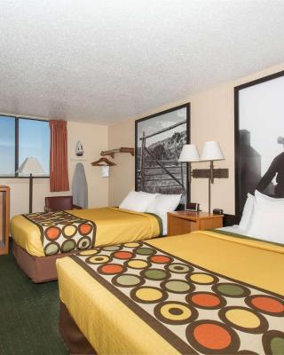 Super 8 by Wyndham Casper West by the River