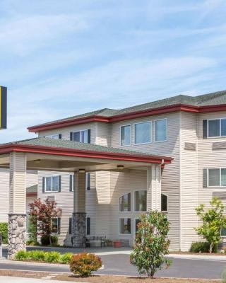 Super 8 by Wyndham Central Pt Medford