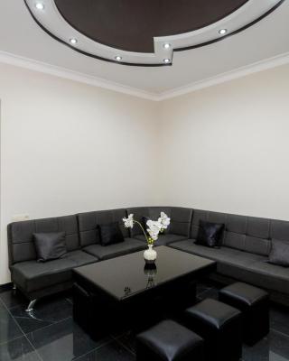 Star Hotel