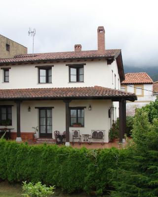 Casa de Aldea Los Duesos