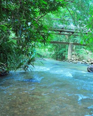 Secret River Side Safari Lodge