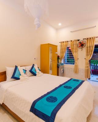 Bougain Villeas Homestay