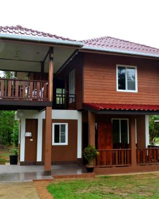 Bang Hon Homestay