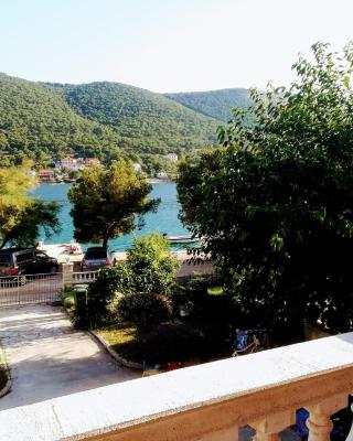 Open Sea Apartmani