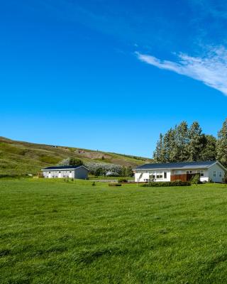 Vallakot Farm Guesthouse