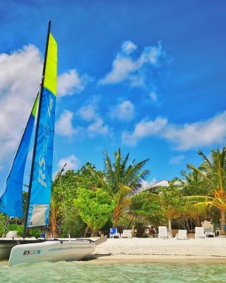 Crown Beach Hotel-Private Bikini Beach