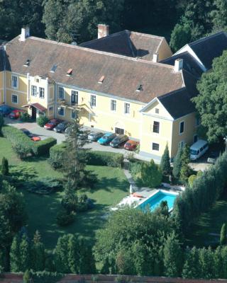 Kastélyfogadó Sitke