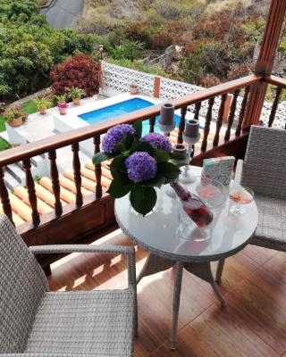 Casas Hoya Limpia- Sólo Adultos